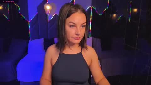 Milena online show from September 2025 05:18:02 AM