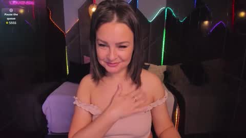 Milena online show from October 2025 08:39:01 PM