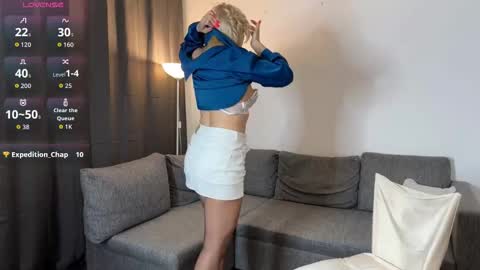 Milena online show from March 2026 06:19:02 AM