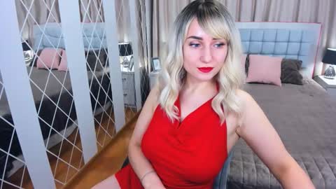 Snapshot of milenadaisy chatting on February 2026 09:27:01 AM MilenaDaisy online show from February 2026 09:27:01 AM