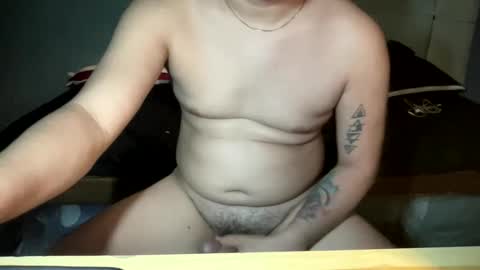 Snapshot of miles202395232 chatting on November 2025 06:23:02 PM miles202395232 online show from November 2025 06:23:02 PM