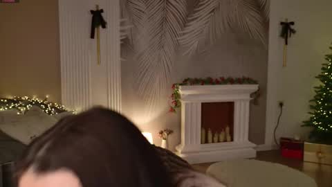 Miley online show from December 2025 08:19:02 AM