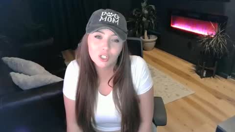 Miley Madness online show from December 2024 11:19:02 PM