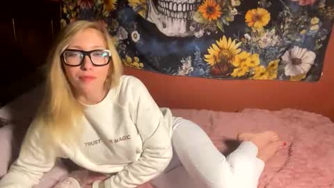 milf4everjenna online show from February 2026 03:33:01 AM