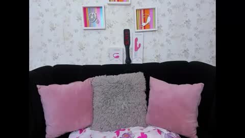 Antonella online show from November 2025 12:49:01 PM