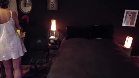 Fabiola online show from March 2026 07:06:02 PM