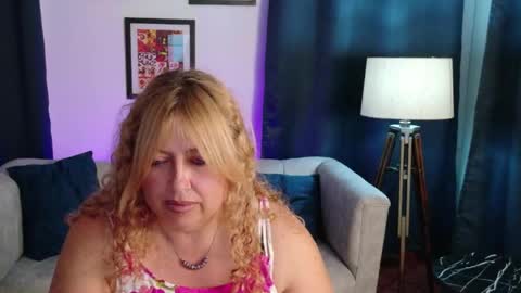  Arlet  online show from May 2026 02:00:02 PM