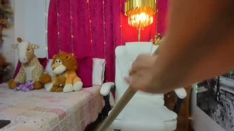 Nakary Bustamante online show from February 2025 01:31:01 AM