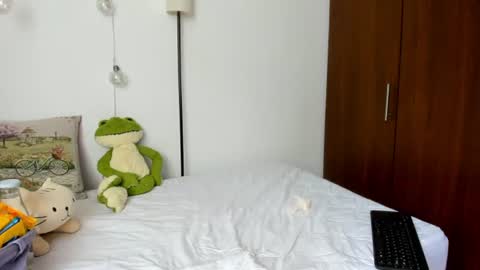 Snapshot of milfboobs_10 chatting on July 2026 09:32:02 PM Nakary Bustamante online show from July 2026 09:32:02 PM