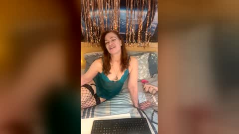 Mia online show from March 2026 09:19:02 PM