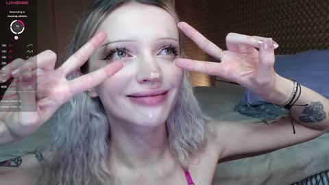 Snapshot of milinamarvelous chatting on December 2024 09:17:01 PM Mila 3 aka Deepthroat World Champion online show from December 2024 09:17:01 PM