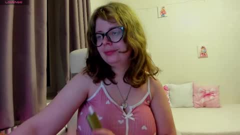 MilisaSweet online show from April 2026 07:33:02 PM