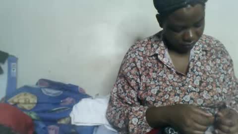 Snapshot of milk_titz chatting on January 2025 05:58:01 PM kinwity online show from January 2025 05:58:01 PM