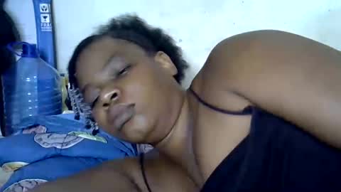 Snapshot of milk_titz chatting on January 2025 11:00:01 AM kinwity online show from January 2025 11:00:01 AM