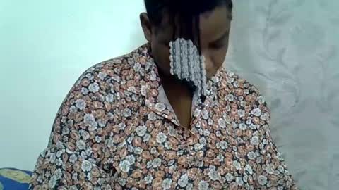 Snapshot of milk_titz chatting on January 2025 05:09:01 AM kinwity online show from January 2025 05:09:01 AM