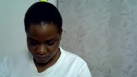 Snapshot of milk_titz chatting on January 2025 06:35:01 AM kinwity online show from January 2025 06:35:01 AM