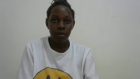Snapshot of milk_titz chatting on February 2025 11:11:02 AM kinwity online show from February 2025 11:11:02 AM