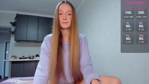 Snapshot of milkaeliza1 chatting on June 2026 02:21:01 PM MilkaLiza online show from June 2026 02:21:01 PM