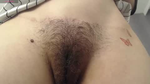 Amira online show from February 2025 01:51:01 PM