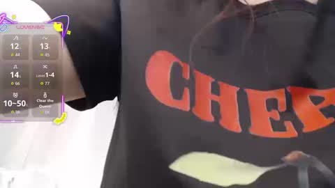 Amira online show from September 2025 03:04:01 PM