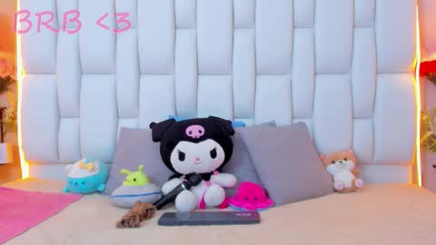 Snapshot of milkwhore1 chatting on September 2025 12:16:02 PM Michelle online show from September 2025 12:16:02 PM