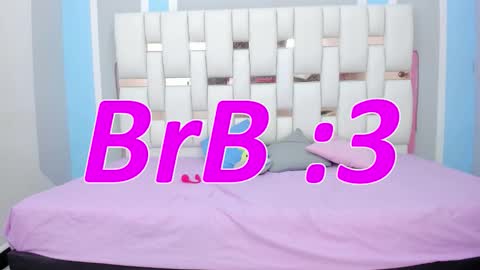 Snapshot of milkwhore1 chatting on October 2025 08:09:02 PM Michelle online show from October 2025 08:09:02 PM