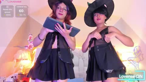 Snapshot of milkwhore1 chatting on October 2025 09:15:02 PM Michelle online show from October 2025 09:15:02 PM