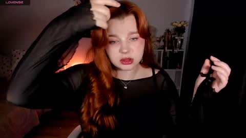 Lisa online show from November 2025 05:22:02 AM