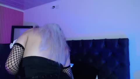 milkykinki18 online show from October 2025 02:41:01 PM