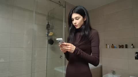 Snapshot of milla_bella chatting on February 2026 08:14:01 PM milla bella online show from February 2026 08:14:01 PM