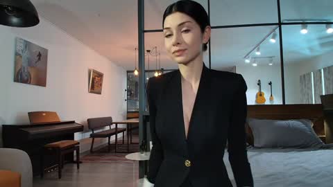 Snapshot of milla_bella chatting on February 2026 09:15:02 PM milla bella online show from February 2026 09:15:02 PM