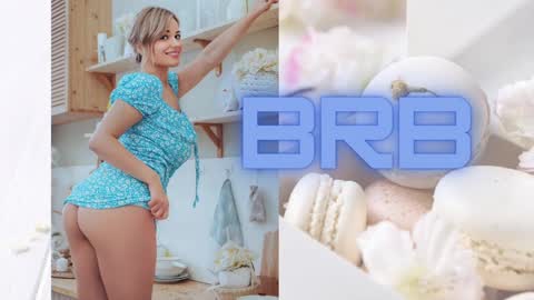 Snapshot of milla_kuni chatting on December 2024 09:19:01 PM Mila online show from December 2024 09:19:01 PM