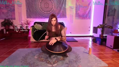 Snapshot of milla_milla chatting on January 2025 01:01:01 PM milla_milla online show from January 2025 01:01:01 PM