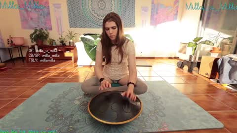 Snapshot of milla_milla chatting on January 2025 09:13:01 PM milla_milla online show from January 2025 09:13:01 PM