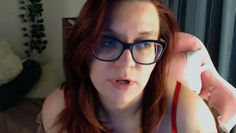 Snapshot of millapoolys chatting on December 2024 10:12:01 PM Milla online show from December 2024 10:12:01 PM