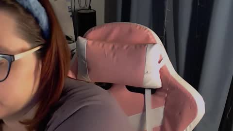 Snapshot of millapoolys chatting on December 2025 12:10:01 PM Milla online show from December 2025 12:10:01 PM