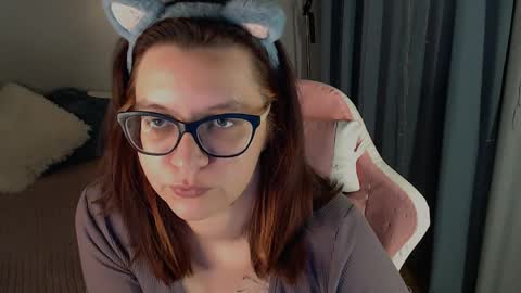 Snapshot of millapoolys chatting on April 2026 12:10:01 PM Milla online show from April 2026 12:10:01 PM