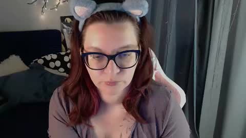 Snapshot of millapoolys chatting on June 2026 03:03:02 PM Milla online show from June 2026 03:03:02 PM