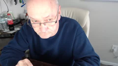 Snapshot of millenium0129 chatting on January 2025 01:30:02 PM millenium0129 online show from January 2025 01:30:02 PM