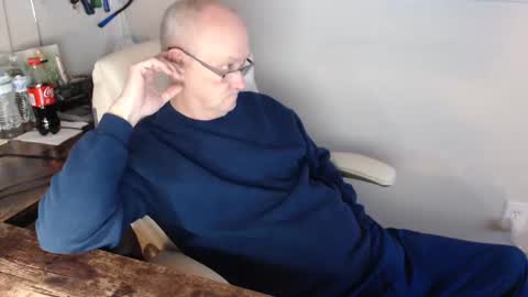 Snapshot of millenium0129 chatting on February 2025 02:16:01 AM millenium0129 online show from February 2025 02:16:01 AM