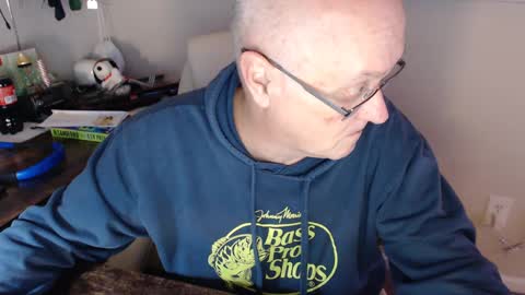 Snapshot of millenium0129 chatting on February 2025 01:41:02 AM millenium0129 online show from February 2025 01:41:02 AM