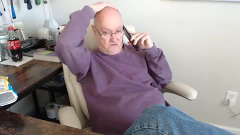 Snapshot of millenium0129 chatting on February 2025 06:15:02 PM millenium0129 online show from February 2025 06:15:02 PM