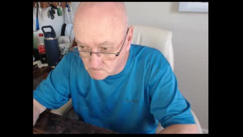 Snapshot of millenium0129 chatting on October 2025 06:19:01 PM millenium0129 online show from October 2025 06:19:01 PM