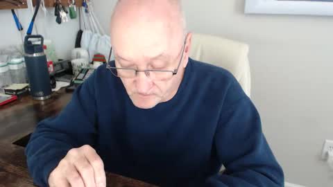 Snapshot of millenium0129 chatting on October 2025 05:12:02 PM millenium0129 online show from October 2025 05:12:02 PM