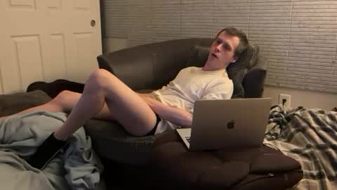 Snapshot of millerjdm chatting on December 2024 06:20:02 PM SlimnHungOH online show from December 2024 06:20:02 PM