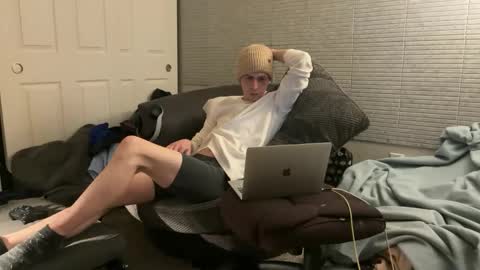 Snapshot of millerjdm chatting on December 2024 02:13:01 PM SlimnHungOH online show from December 2024 02:13:01 PM