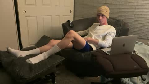 Snapshot of millerjdm chatting on December 2024 04:04:01 PM SlimnHungOH online show from December 2024 04:04:01 PM