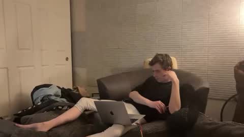 Snapshot of millerjdm chatting on February 2025 10:31:01 PM SlimnHungOH online show from February 2025 10:31:01 PM