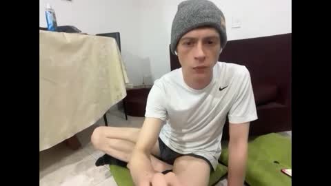 Snapshot of millerjdm chatting on September 2025 06:04:02 AM SlimnHungOH online show from September 2025 06:04:02 AM