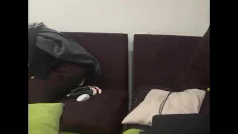 Snapshot of millerjdm chatting on October 2025 01:38:01 AM SlimnHungOH online show from October 2025 01:38:01 AM